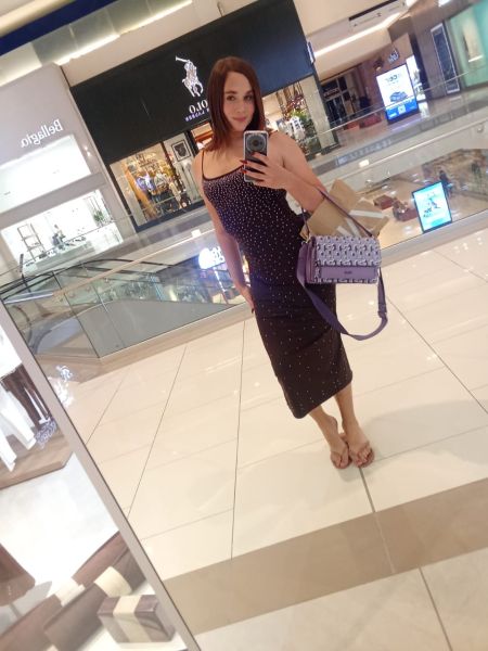 Lista para complacer tus deseos más deliciosos🔥