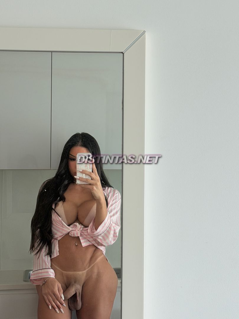 MEGAN XXL
