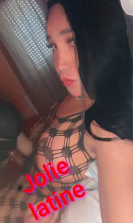 Jolie latina 