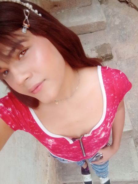 Hola soy nueva escriban no dejen comentarios 
