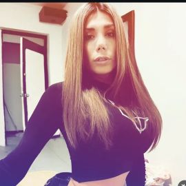 Angela Guzmán