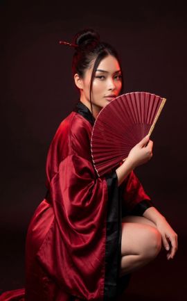  Asian Luxury Goddess 
