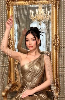  Asian Luxury Goddess 