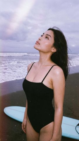  Asian Luxury Goddess 