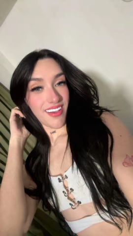 Alejandra queen