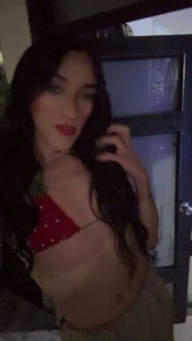 Alejandra queen