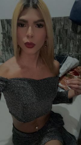 Debi seque 