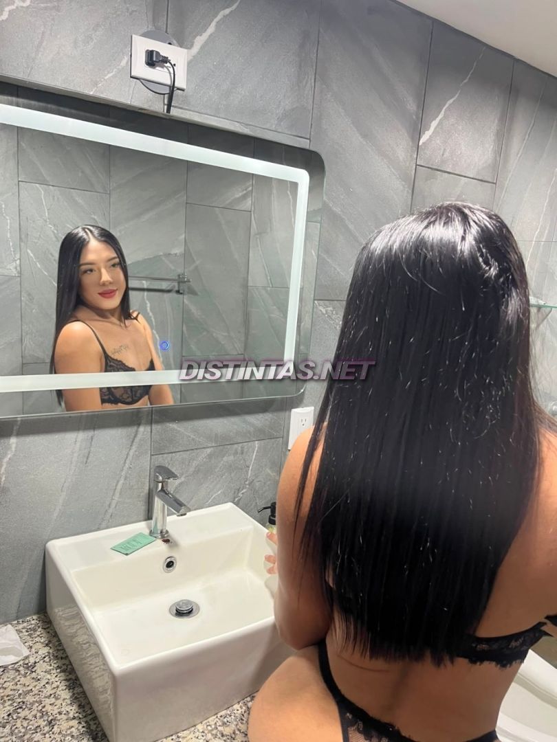 Valeria Martínez 