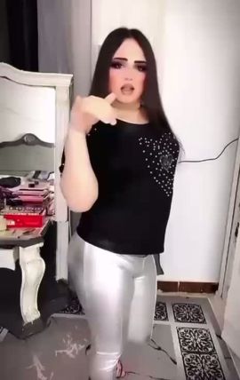 مونيكا 