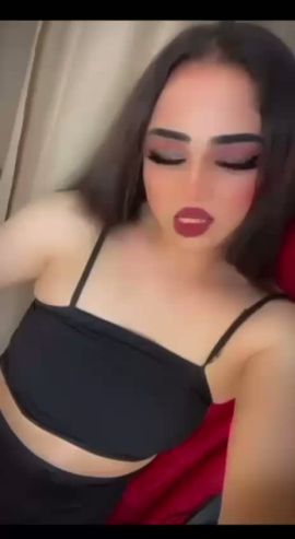 مونيكا 