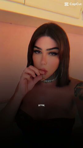 Bruna Louize
