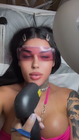 Bruna Louize