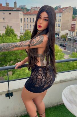 Bruna Louize