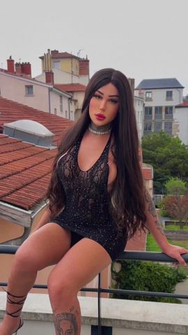 Bruna Louize