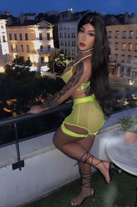 Bruna Louize