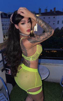 Bruna Louize