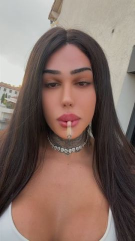 Bruna Louize