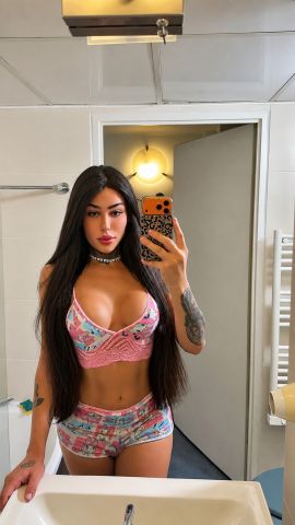 Bruna Louize
