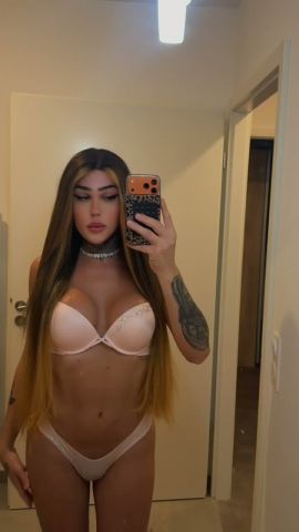 Bruna Louize