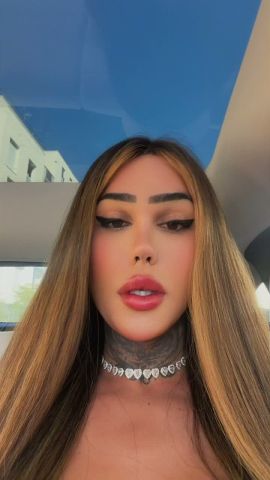 Bruna Louize