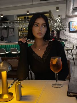 Daniella Amor