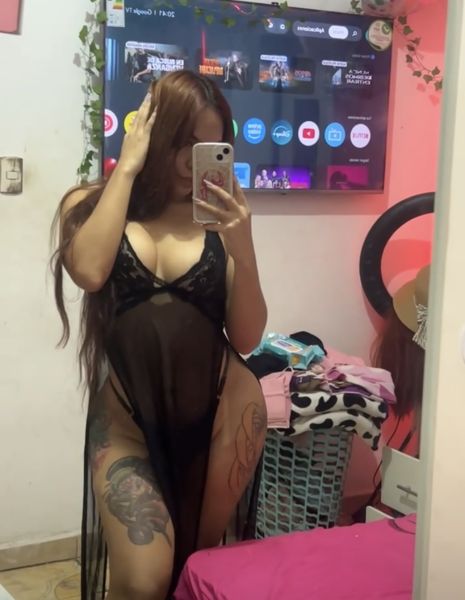 Me hackearon mi cuenta oficial y me tocó crearme otra soy la misma majo que todos mis clientes an conocido 🥰🫶🏻no se dejen engañar por otras personas ✨