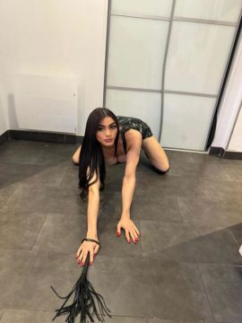 Chandelly GROSSE BITTE