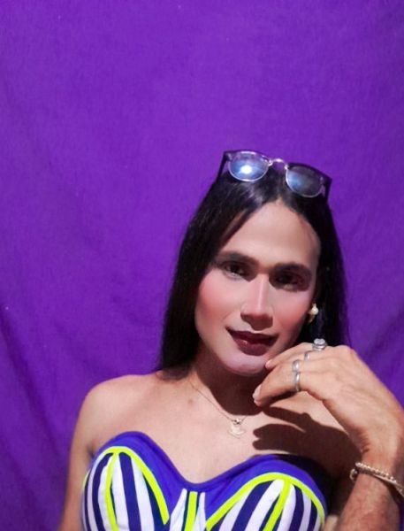 Soy esa bella chica trans flaca dispuesta a complacerte en todos tus mejores aventuras y experiencias sexuales que tú tengas soy dominante me encanta mucho el sexo dispuesta a complacer