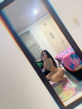 Evelyn Sexy Girl