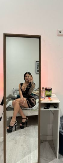 Evelyn Sexy Girl