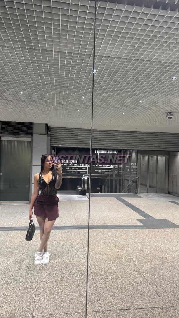 Evelyn Sexy Girl