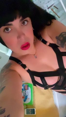 Evelyn G