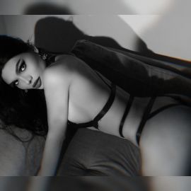 ALAIA CARA 