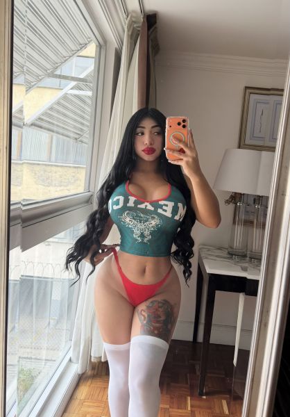 Hola bb soy Michelle la niña trans más exclusiva chiquita femenina , nalgona y tetas grandes mis servicios son completamente complacientes , el servicio es por hora , uso lencería en el servicio limpia , simpática nada arrogante , puedo ser ambos roles sin problemas , me mide 21 cm me gusta igual ser dominante cuento con lugar o voy al lugar  se (cobra extra ) mándame mensaje para ponernos de acuerdo y pruebes mis ricos labios y cuerpo …❤️‍🔥🥵💦