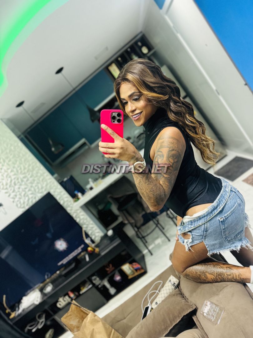 Rebecca Santos