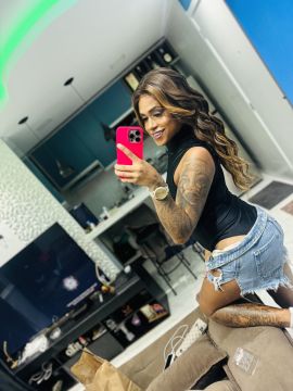 Rebecca Santos