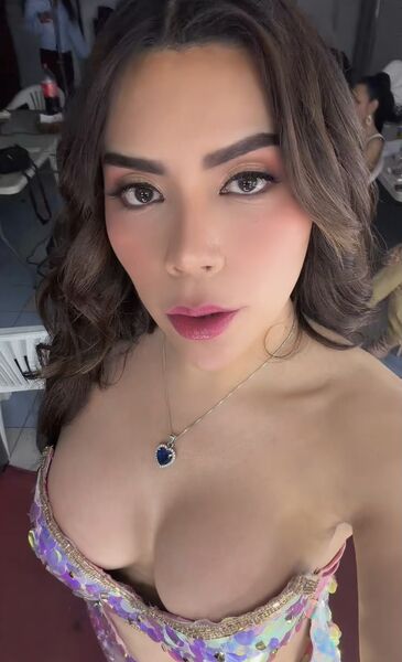 Alexandra masajista trans  pasiva