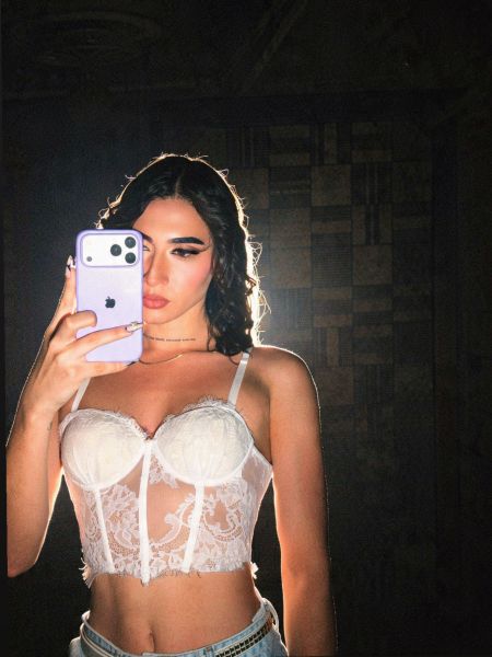Chica trans femenina 
Si quieres pasar un buen rato y divertírte no dudes en escribirme. 
Te complaceré con mi feminidad y versatilidad. Vivirás una gran experiencia.