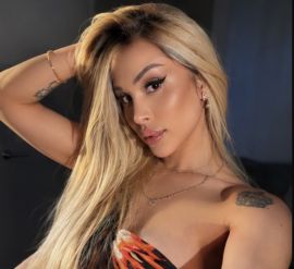 Bianca Vitória xxl