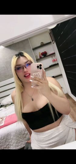 Diosa del oral profundo 