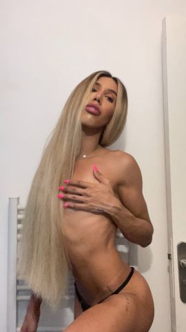 Chloé Maia