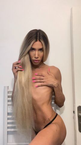 Chloé Maia