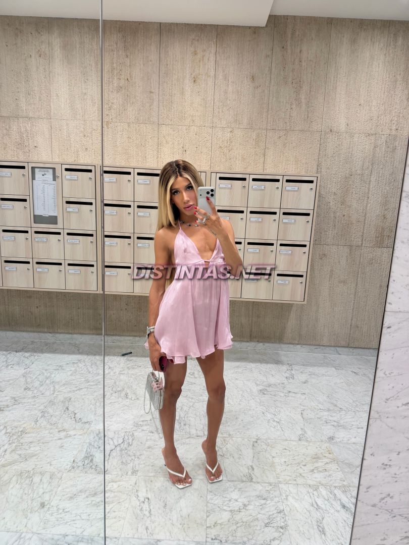 Chloé Maia