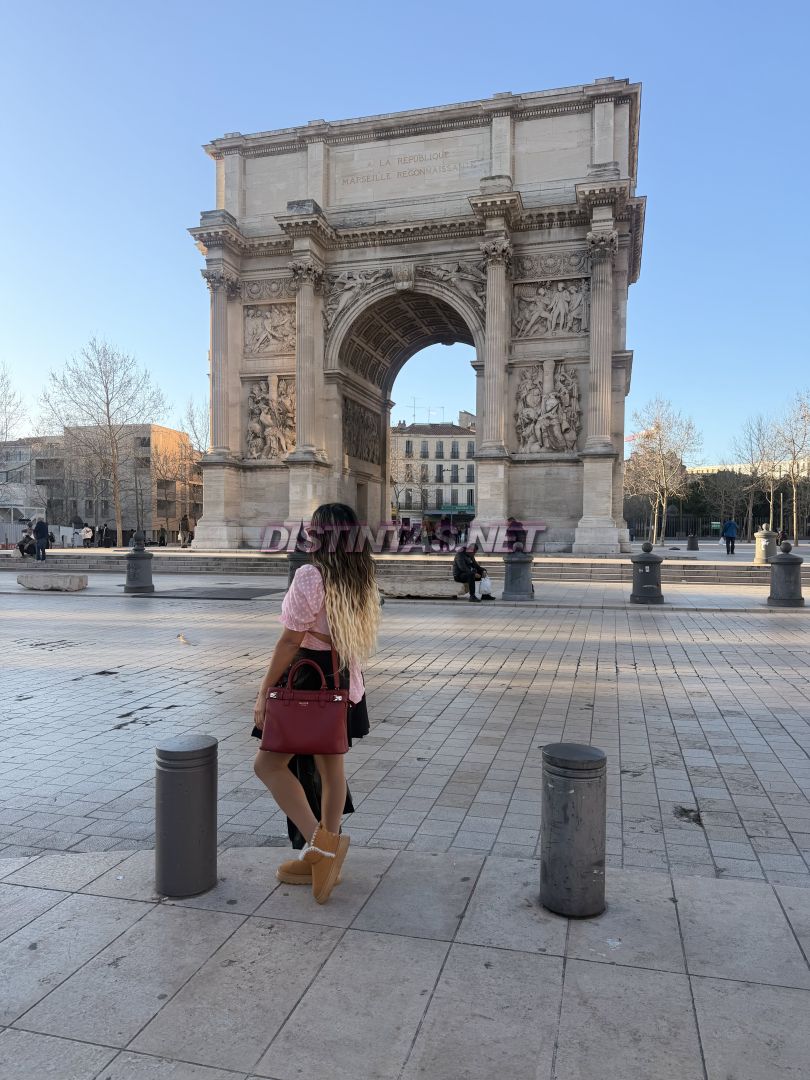 Joli Valentina 