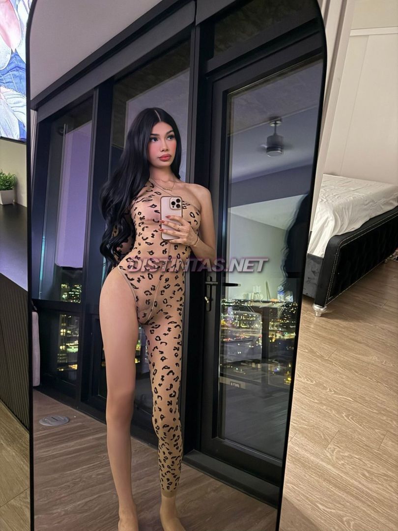 Zoe Dominatrix