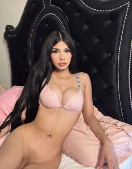 Zoe Dominatrix