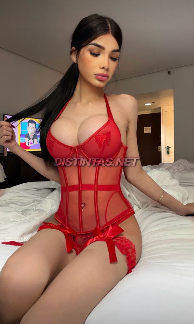 Zoe Dominatrix