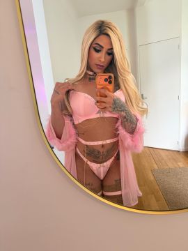 Luiza Dominatrix 