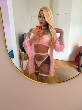 Luiza Dominatrix 