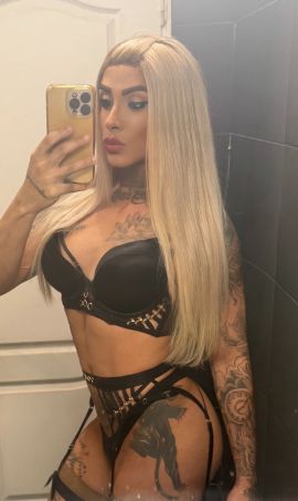 Luiza Dominatrix 